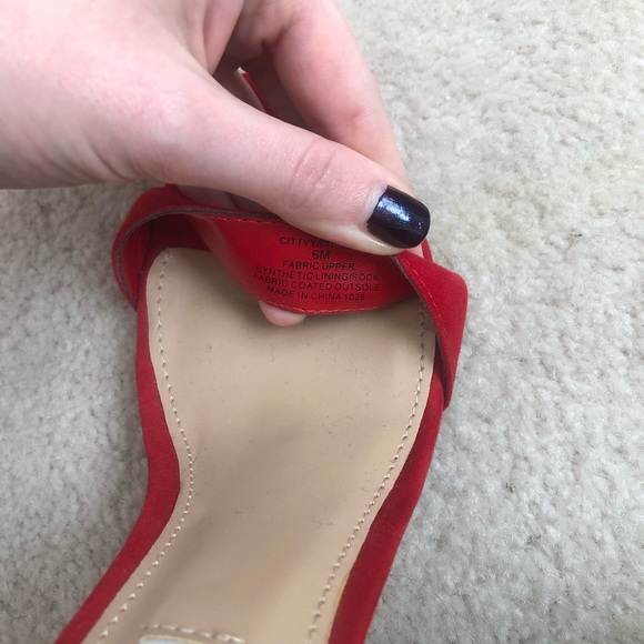 Steve Madden- 4” Heels - Picture 3 of 7